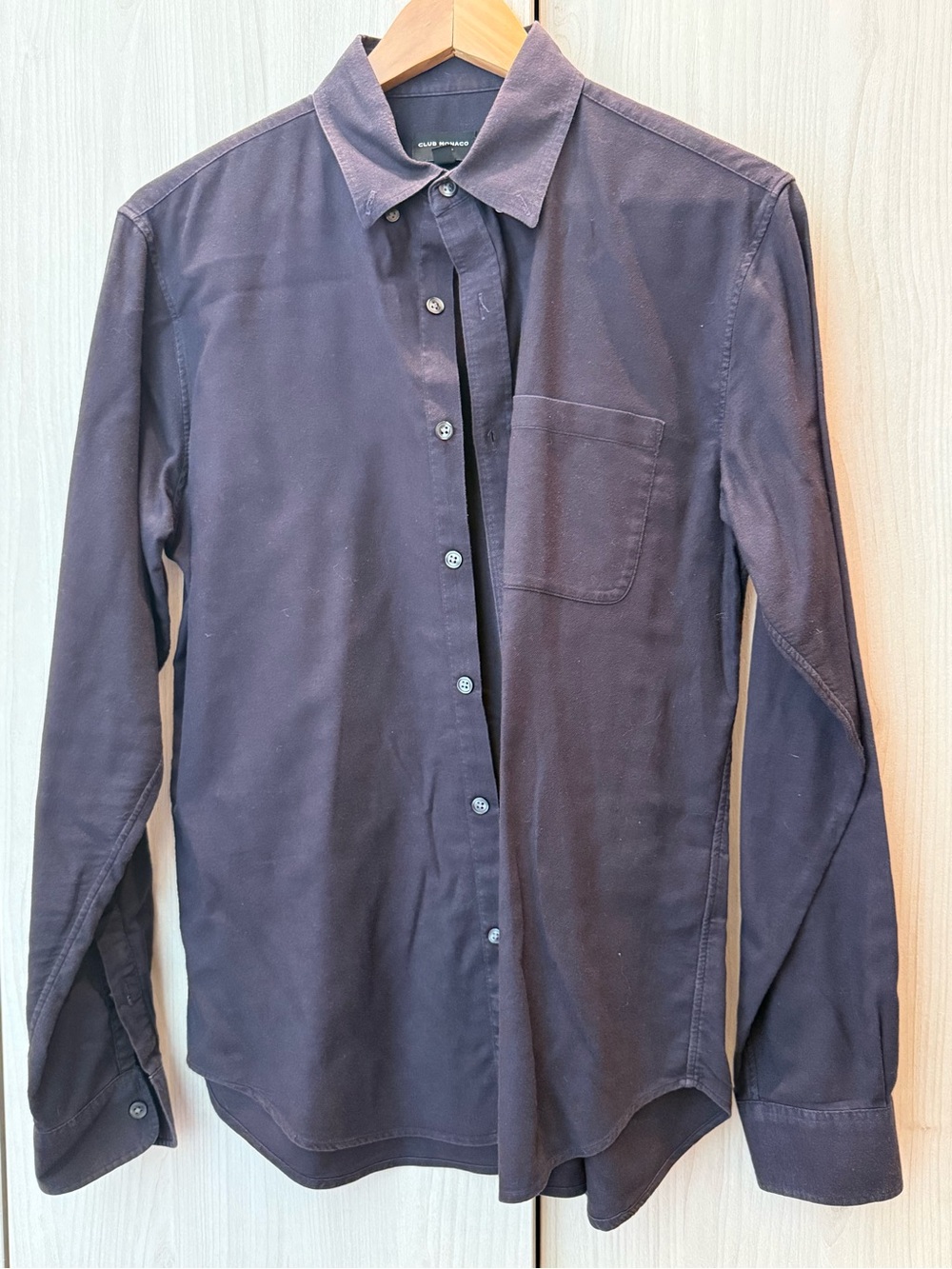 Club Monaco Men's Navy Blue Button-Down Long Sleeve Shirt